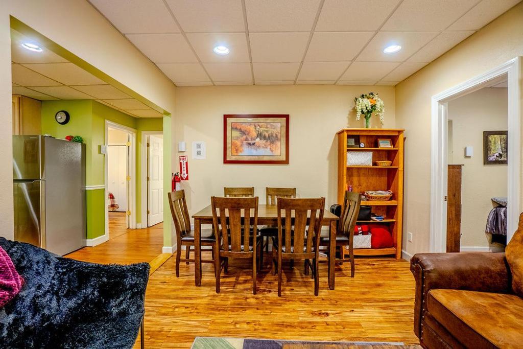 Hidden Gem, 3 Bed Cozy Condo - Dogs Welcomed Bayfield Luaran gambar
